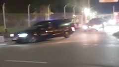 Veh�culos f�nebres saliendo del aeropuerto con fallecidos en el naufragio