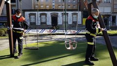 El Concello de Ribeira decret� el cierre de parques infantiles y pistas deportivas al aire libre para intentar frenar la escalada de contagios