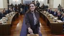 La diputada Carmela L�pez durante la votaci�n en el pleno extraordinario para elegir al nuevo presidente de la Diputaci�n de Lugo