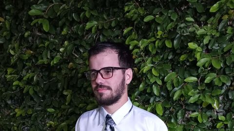 El poeta cubano de Santa Clara Reiniel Pérez tiene 23 años.