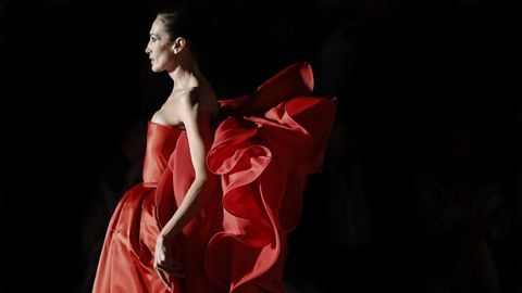 El dise&ntilde;ador St&eacute;phane Rolland desfila por primera vez en Espa&ntilde;a