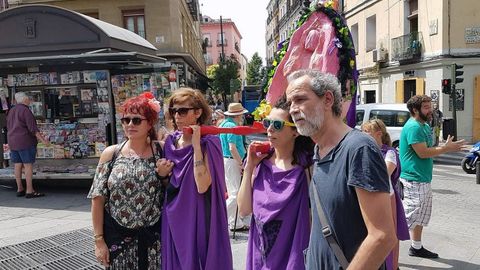 Toledo con la procesi�n del Co�o Insumiso