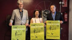 �ngel de la Cruz, Mar�a Barral y Chema Paz Gago, en la presentaci�n de la Semana de Cine de Betanzos.