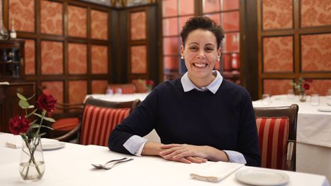 Iris Montero, directora de eventos del Pazo Libunca de Narn, este mircoles en una de las salas.