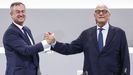 Gonzlez-Bueno y Josep Oli, en la junta extraordinaria del Sabadell en el mes de agosto