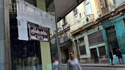 Carteles electorales en La Habana (Cuba)