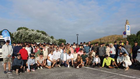 Participantes en la ruta Yakart de autocaravanas que salieron de A Coruña y pasa el primer fin de semana por A Mariña