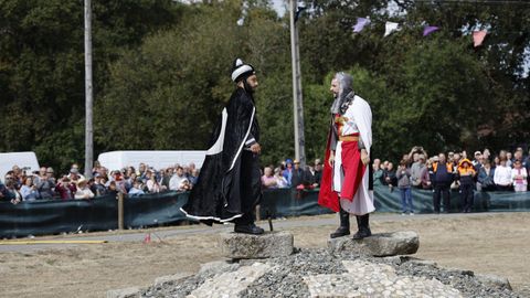 El líder cristiano y el musulmán se enfrentan