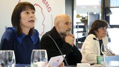 Ana Pont�n, este lunes en un desayuno en Pontevedra, con el diputado N�stor Rego y la senadora Carme da Silva