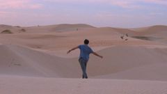 Fotograma�del filme de Pedro Pinho �La risa y la navaja�.