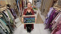 Cristina Quintana, de la tienda de ropa Trulock, con el nuevo horario.