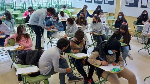 La forma de ense�ar que propone la Lomloe es m�s activa. En la imagen, una actividad para crear mapas divertidos en el IES Laxeiro, en Lal�n