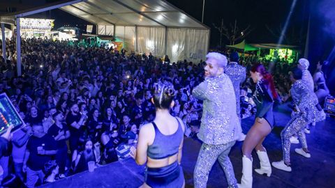 El Combo Dominicano siempre atrae a una multitud de pblico