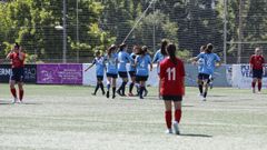 La plantilla ourensana celebra uno de sus goles