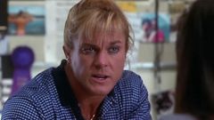 La actriz Jayne Trcka, en una escena de �Scary Movie�