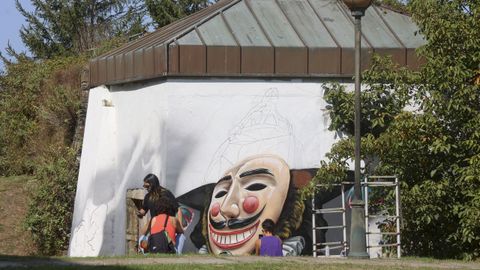 Mural de Rojo en la zona del baluarte de Canido