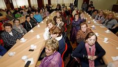 En la �ltima asamblea de amas de casa de Ribeira se criticaron los desahucios.