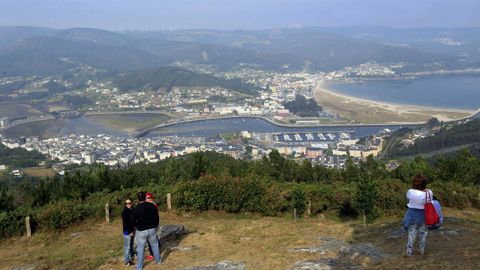 El mercado de alquiler de larga duración se ha reducido en Viveiro en beneficio del alquiler turístico