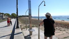 La sequ�a oblig� a adoptar restricciones en Barbanza, como cerrar las duchas de las playas