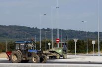 La urbanizaci�n de la primera fase de la plataforma log�stica de Monforte est� a punto de acabar.