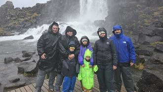 Dos familias de Sanxenxo estaban en Islandia de vacaciones cuando quebr la compaa con la que volaban