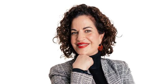 Josefina Alonso, ingeniera informática que ha recibido el Premio Ada Byro del <span lang= gl >Colexio Profesional de Enxeñaría en Informática de Galicia</span>.
