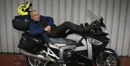 Fernando Villanueva vive ahora la moto con �<span lang= gl >outra filosof�a</span>�, la de disfrutar de las sensaciones y experiencias del camino. 