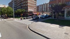 Confluencia de la Avenida del Llano y la calle la Amistad, en Gij�n
