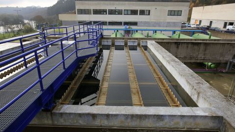 El agua de la trada de Lugo llega de la potabilizadora