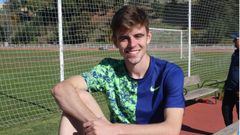 Adri�n Ben, en la pista del Centro de Alto Rendimiento