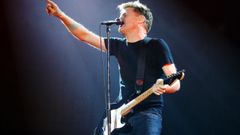 Bryan Adams actu� ya en el pabell�n de As Travesas en el 2005