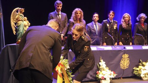 Ofrenda a los agentes fallecidos en servicio