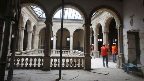 Visita a las obras de rehabilitacin de la Casa Consistorial de Pontevedra