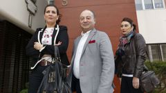 Pilar Iglesias, Ram�n Vigo y Camola D�az, cuando declararon en el juzgado de Corcubi�n