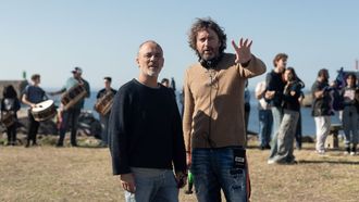 Javier Guti�rrez y Daniel S�nchez Ar�valo, durante el rodaje de la pel�cula.