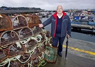 Bern�rdez, no porto de Bueu, unha vila onde hai centos de afectados polas sanci�ns de Facenda.