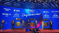 Varios ejecutivos de empresas tecnol�gicas y de IA chinas, en una apertura de la Bolsa de Hong Kong.