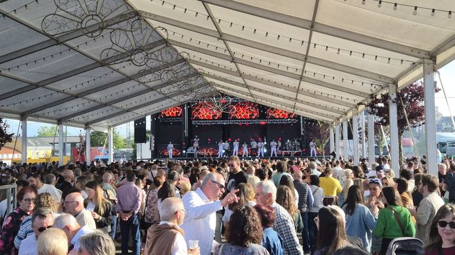Gran ambiente en la fiesta de tardeo del a�o pasado