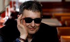 Miguel Costas lleva m�s de treinta a�os en la m�sica, desde que empezase en Siniestro Total.