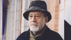 El escritor Antonio Ferres