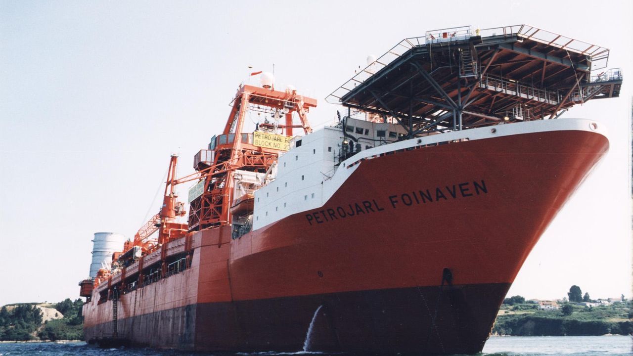 El fin de una plataforma mítica que surgió tras una cirugía naval en Astano