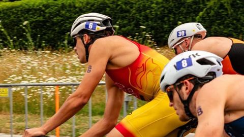 Andr�s Prieto, durante el Campeonato del Mundo sub-23 de Triatl�n celebrado en Pontevedra