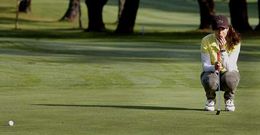La golfista gallega Marta Silva, durante un recorrido en el campo de A Toxa. 