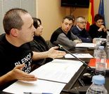 El portavoz socialista critic� que las mariscadoras con m�s de 65 a�os est�n esperando por las ayudas de la Xunta.