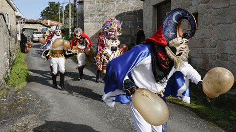 5�. Irmandade de entroidos en Armariz
