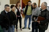 Eduardo Chao, segundo por la derecha, es el �nico concejal del BNG en O Valadouro, pero es llave.