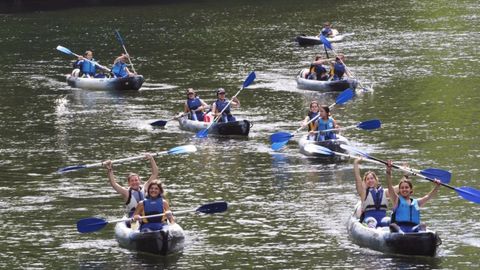 Descenso en canoa