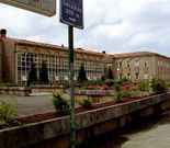 <span lang= es-es >Entrerr�os</span>. La Escola de Estomatolox�a es de titularidad municipal y est� cedida a la Universidade, pero el organismo acad�mico sigue en las instalaciones sin planes de marcharse. 