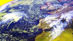 En la imagen�satelital de ayer por la tarde se aprecian los sistemas tormentoso que afectaron a las comunidades del Mediterr�neo