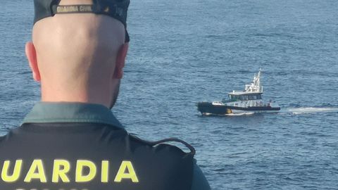 Dispositivo de b�squeda de la Guardia Civil en la zona del faro de San Juan en Goz�n